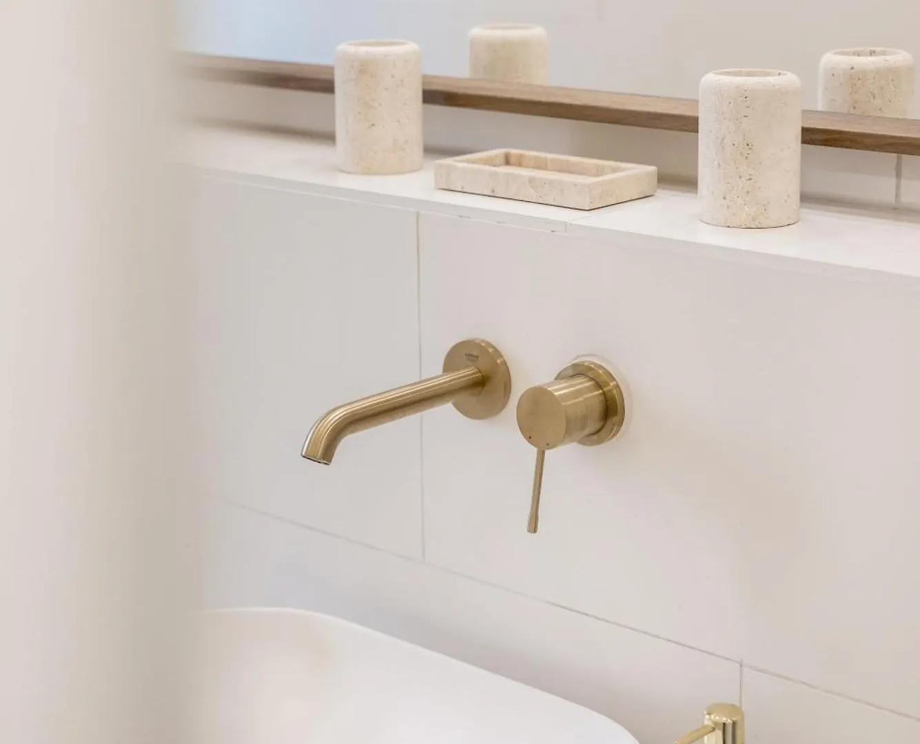 Large And Central Boutique 5-Bedroom Berlin Apartment Γερμανία