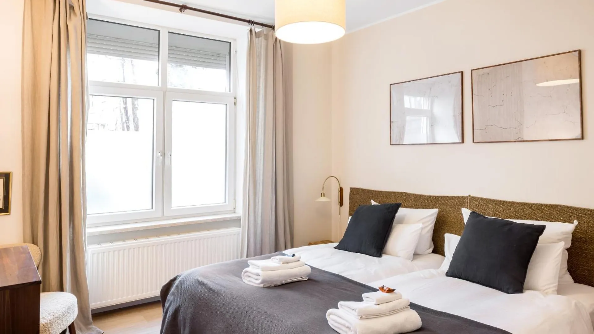 Large And Central Boutique 5-Bedroom Berlin Apartment