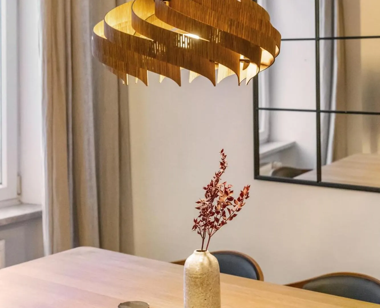 Large And Central Boutique 5-Bedroom Berlin Apartment Γερμανία